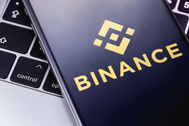 Пользователи из нескольких стран подали иск против Binance Пользователи из нескольких стран подали иск против Binance