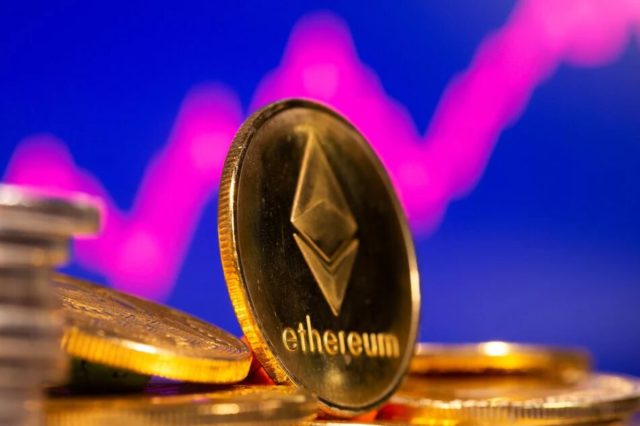 Комиссии в сети Ethereum не перестают расти Комиссии в сети Ethereum не перестают расти